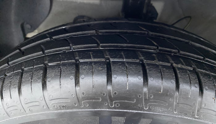 2020 Hyundai GRAND I10 NIOS MAGNA 1.2 MT, Petrol, Manual, 13,286 km, Left Front Tyre Tread