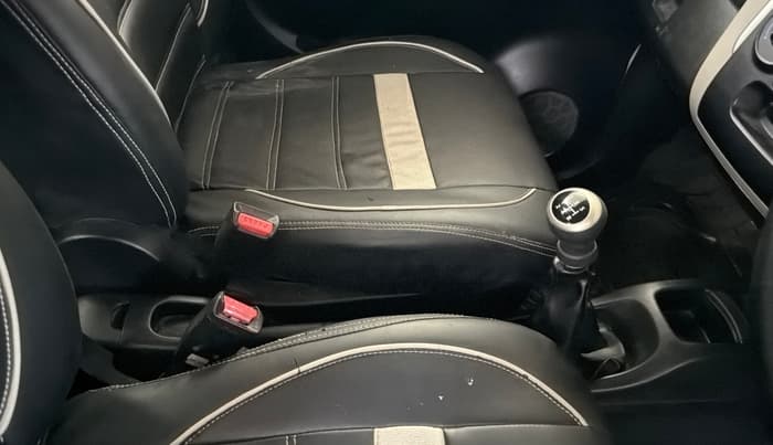 2016 Maruti Wagon R 1.0 LXI, Petrol, Manual, 81,381 km, Gear Lever