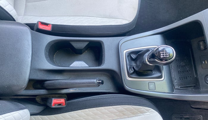 2020 Hyundai Creta SX 1.5 PETROL, Petrol, Manual, 1,18,679 km, Gear Lever