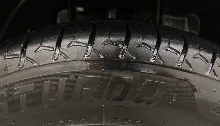 2017 Tata Tiago XZA PETROL, Petrol, Automatic, 47,343 km, Right Front Tyre Tread