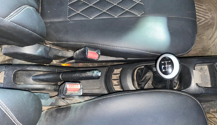 2014 Maruti Wagon R 1.0 VXI, Petrol, Manual, 52,998 km, Gear Lever