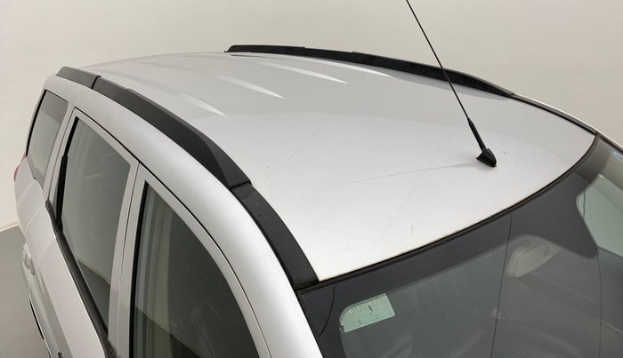 2015 Mahindra XUV500 W4 4X2, Diesel, Manual, 80,786 km, Roof