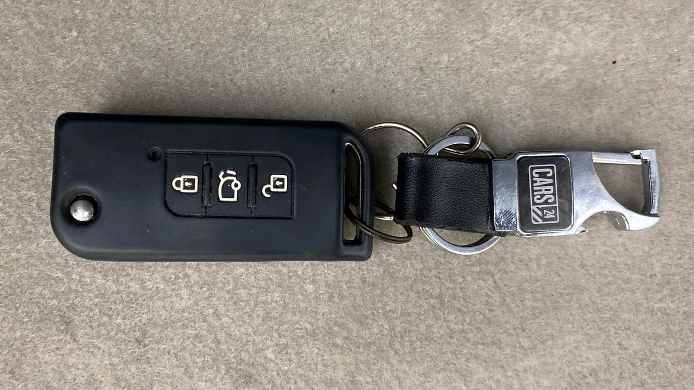 2015 Mahindra XUV500 W4 4X2, Diesel, Manual, 80,786 km, Key Close Up