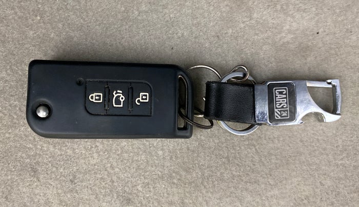 2015 Mahindra XUV500 W4 4X2, Diesel, Manual, 80,786 km, Key Close Up