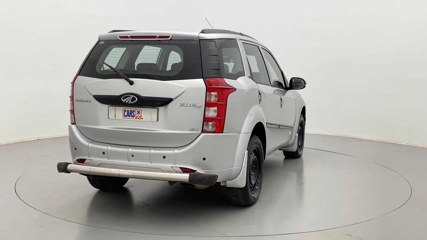 2015 Mahindra XUV500 W4 4X2, Diesel, Manual, 80,786 km, Right Back Diagonal