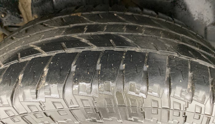 2015 Mahindra XUV500 W4 4X2, Diesel, Manual, 80,786 km, Right Rear Tyre Tread