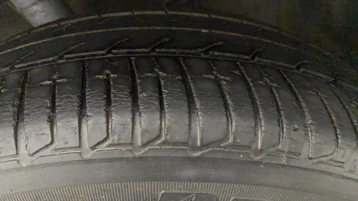 2014 Nissan Micra XV CVT, Petrol, Automatic, 35,409 km, Left Front Tyre Tread
