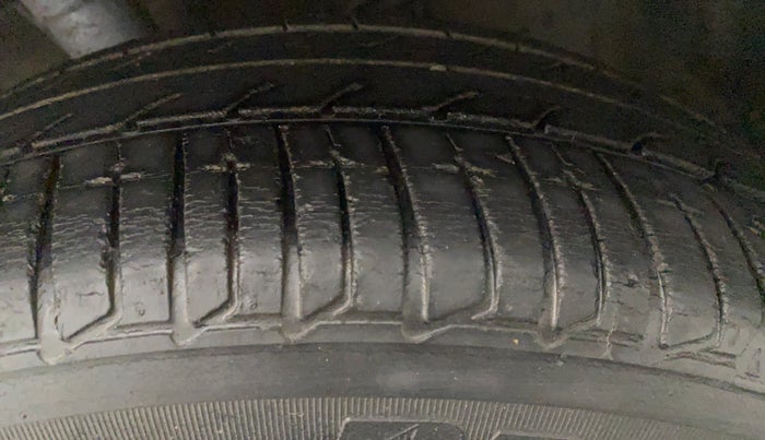 2014 Nissan Micra XV CVT, Petrol, Automatic, 35,409 km, Left Front Tyre Tread