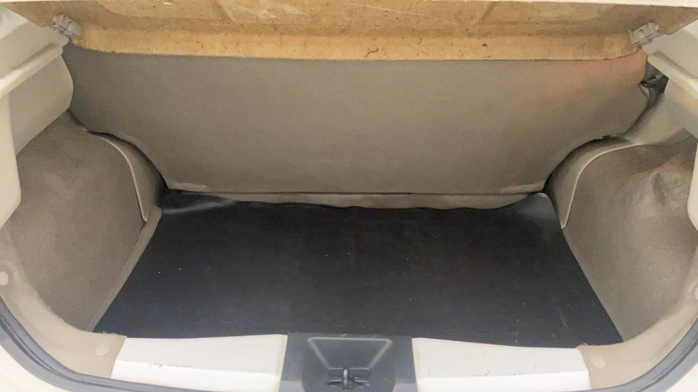 2014 Nissan Micra XV CVT, Petrol, Automatic, 35,409 km, Boot Inside