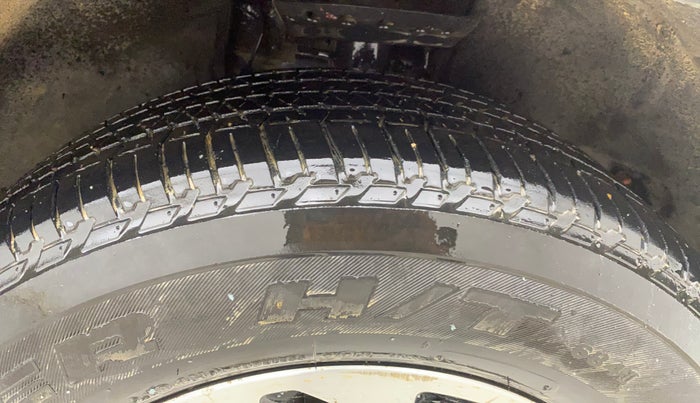 2020 Tata Harrier XZA PLUS 2.0L, Diesel, Automatic, 66,366 km, Right Front Tyre Tread