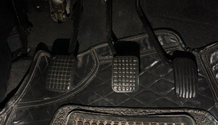 2017 Tata Tiago XZ PETROL, Petrol, Manual, 48,829 km, Pedals