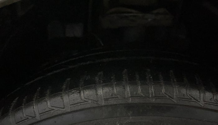 2017 Tata Tiago XZ PETROL, Petrol, Manual, 48,829 km, Left Front Tyre Tread