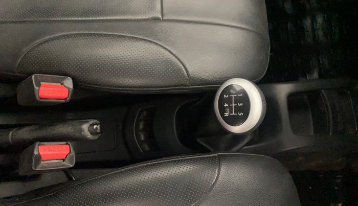 2017 Maruti Wagon R 1.0 LXI CNG, CNG, Manual, 1,04,395 km, Gear Lever