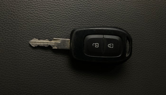 2016 Renault Duster 110 PS RXL 4X2 AMT, Diesel, Automatic, 71,808 km, Key Close Up