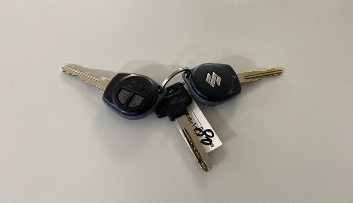 2017 Maruti Baleno DELTA PETROL 1.2, Petrol, Manual, 33,047 km, Key Close Up