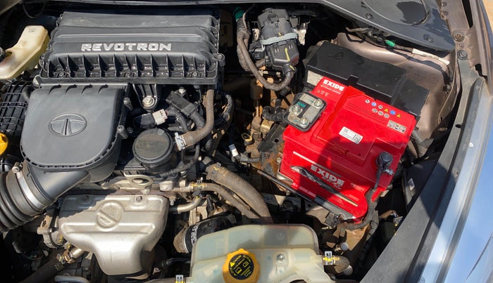 2018 Tata Tiago XZ PETROL, Petrol, Manual, 27,570 km, Engine View - Left
