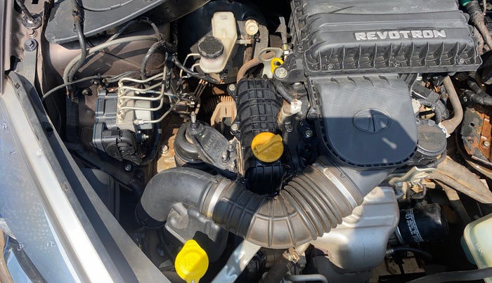 2018 Tata Tiago XZ PETROL, Petrol, Manual, 27,570 km, Engine View - Right