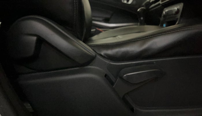 2018 Ford Ecosport TREND+ 1.5L DIESEL, Diesel, Manual, 1,32,461 km, Driver Side Adjustment Panel
