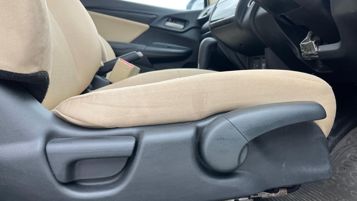 2018 Honda Jazz 1.2L I-VTEC V CVT, Petrol, Automatic, 22,326 km, Driver Side Adjustment Panel
