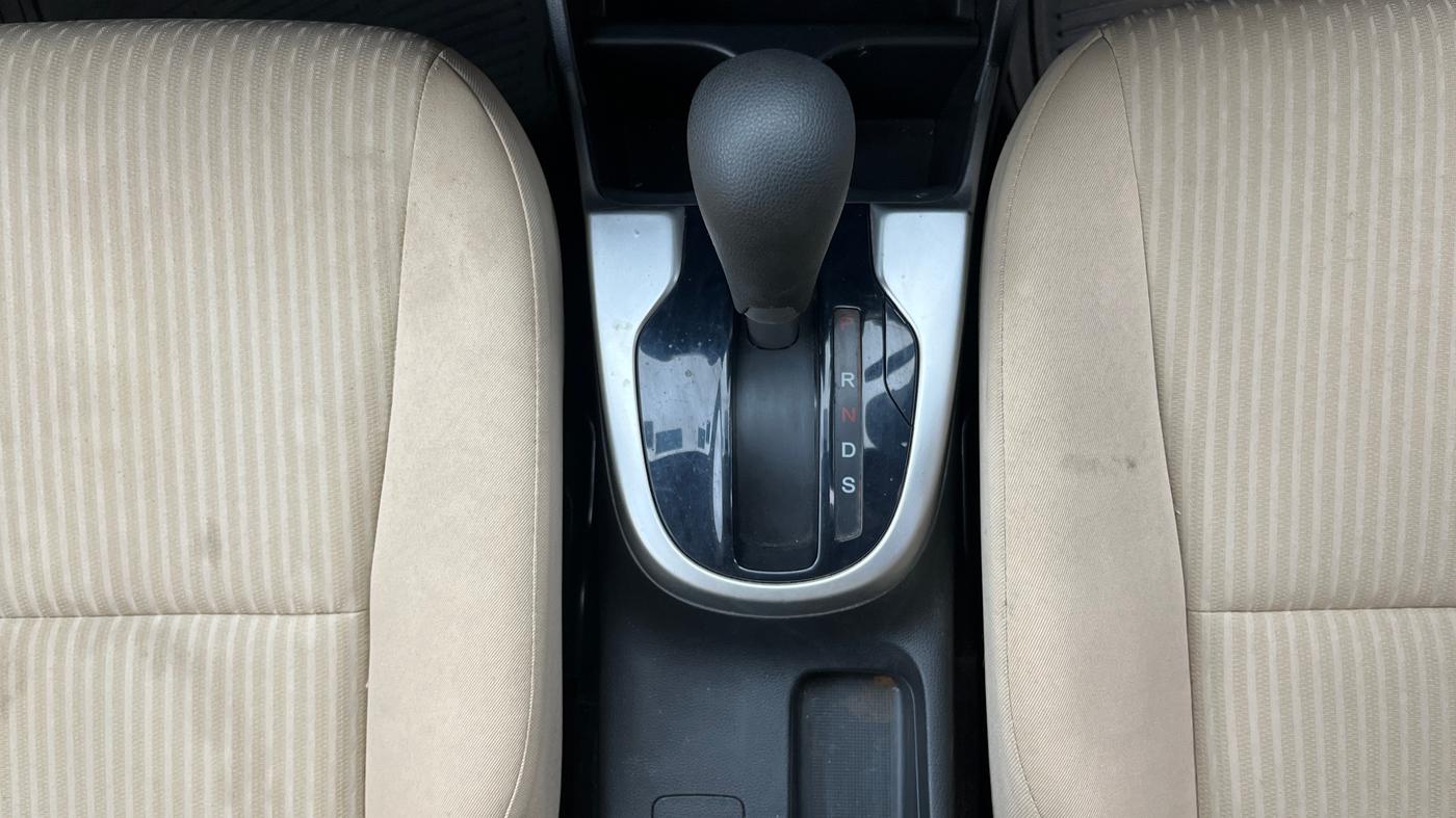 2018 Honda Jazz 1.2L I-VTEC V CVT, Petrol, Automatic, 22,326 km, Gear Lever