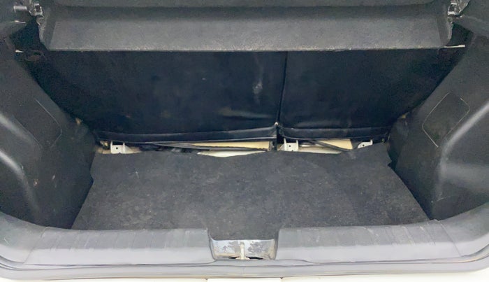 2018 Maruti Baleno DELTA PETROL 1.2, Petrol, Manual, 60,083 km, Boot Inside
