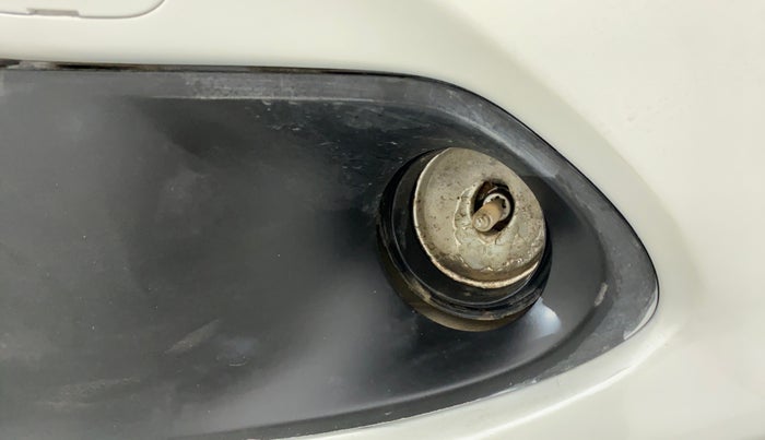 2018 Maruti Baleno DELTA PETROL 1.2, Petrol, Manual, 60,083 km, Left fog light - Not fixed properly