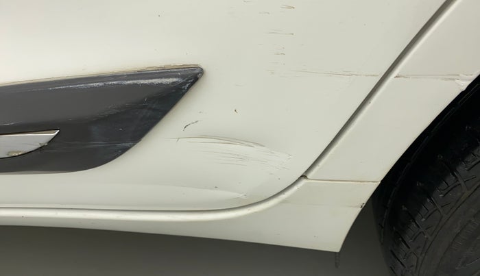 2018 Maruti Baleno DELTA PETROL 1.2, Petrol, Manual, 60,083 km, Rear left door - Slightly dented