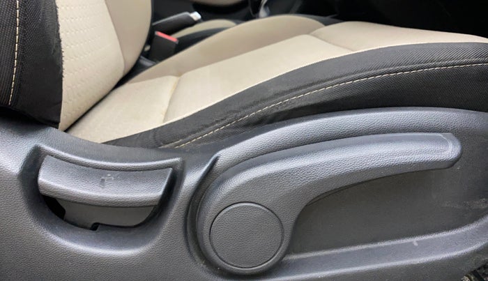 2015 Hyundai Elite i20 ASTA 1.4 CRDI, Diesel, Manual, 92,491 km, Driver Side Adjustment Panel