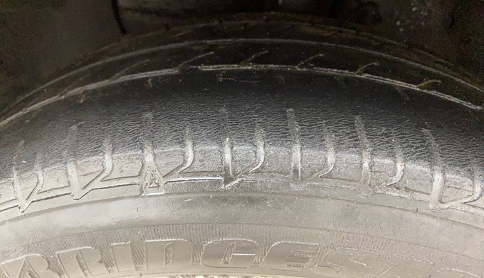 2015 Hyundai Elite i20 ASTA 1.4 CRDI, Diesel, Manual, 92,491 km, Left Front Tyre Tread
