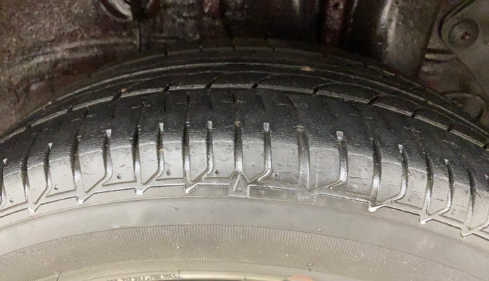 2015 Hyundai Elite i20 ASTA 1.4 CRDI, Diesel, Manual, 92,491 km, Left Rear Tyre Tread