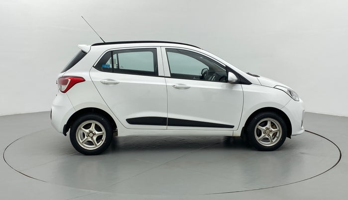 2019 Hyundai Grand i10 SPORTZ 1.2 KAPPA VTVT, Petrol, Manual, 23,291 km, Right Side View