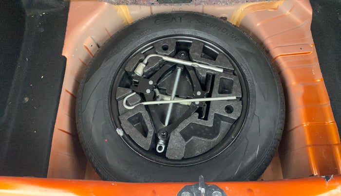 2021 Tata PUNCH ACCOMPLISHED MT, Petrol, Manual, 38,617 km, Spare Tyre