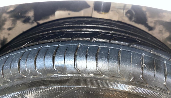 2019 Ford Ecosport TITANIUM 1.5L DIESEL, Diesel, Manual, 36,923 km, Left Front Tyre Tread