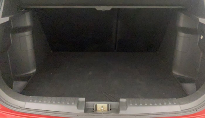 2016 Maruti Vitara Brezza ZDI PLUS DUAL TONE, Diesel, Manual, 69,291 km, Boot Inside