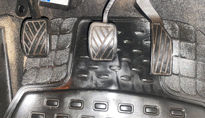 2016 Maruti Vitara Brezza ZDI PLUS DUAL TONE, Diesel, Manual, 69,291 km, Pedals