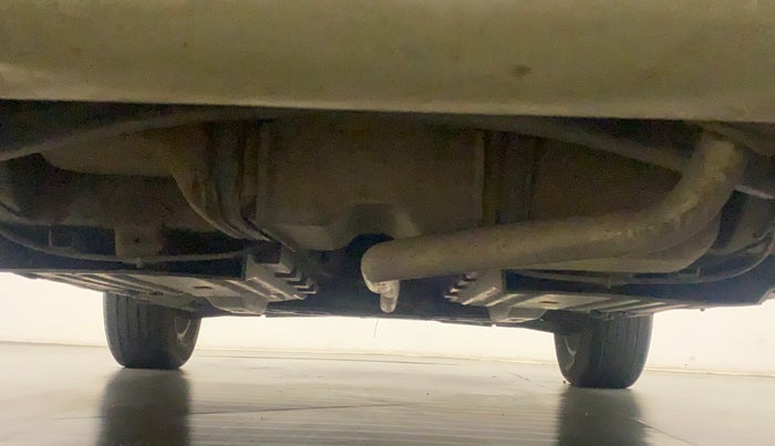 2016 Maruti Vitara Brezza ZDI PLUS DUAL TONE, Diesel, Manual, 69,291 km, Rear Underbody