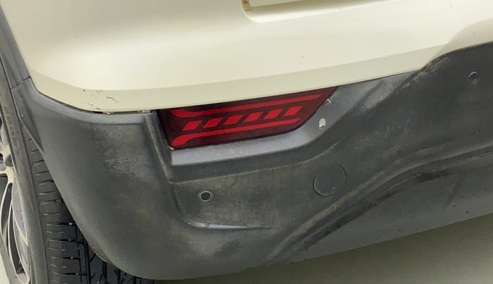 2020 Mahindra XUV300 W6 1.2 PETROL, Petrol, Manual, 35,345 km, Rear bumper - Minor damage