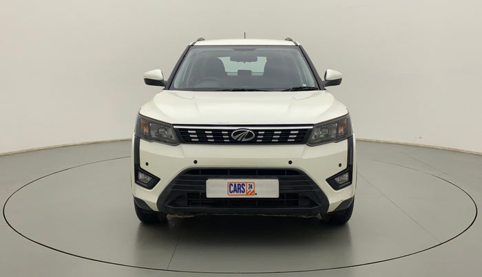 2020 Mahindra XUV300 W6 1.2 PETROL, Petrol, Manual, 35,345 km, Front