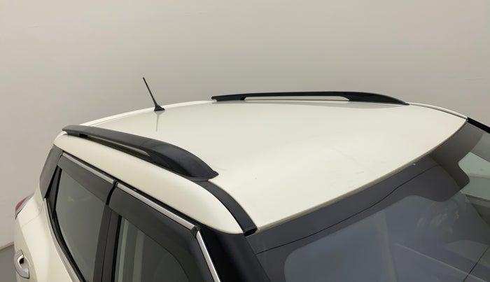 2020 Mahindra XUV300 W6 1.2 PETROL, Petrol, Manual, 35,345 km, Roof