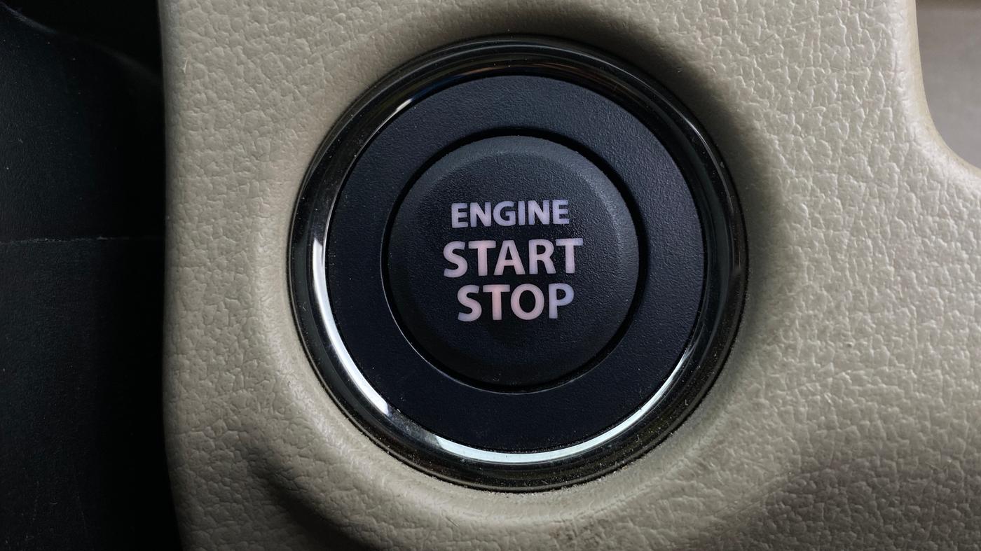 2014 Maruti Ciaz ZXI, Petrol, Manual, 1,02,537 km, Keyless Start/ Stop Button