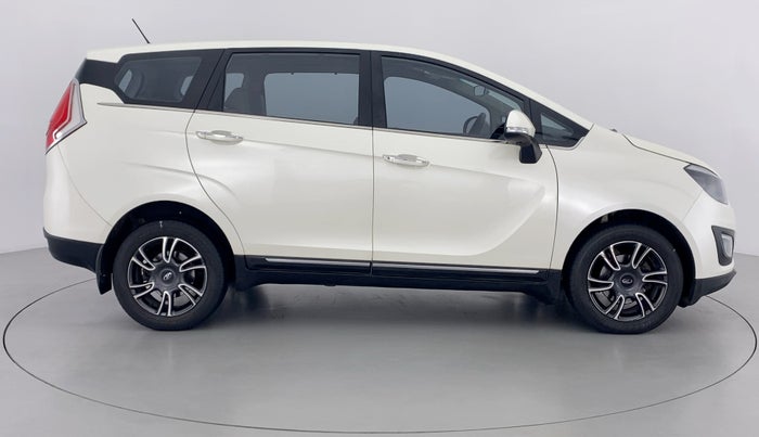 2018 Mahindra MARAZZO M8 7 STR, Diesel, Manual, 32,923 km, Right Side View