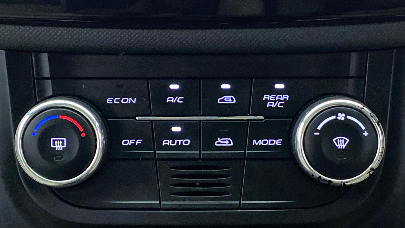 2018 Mahindra MARAZZO M8 7 STR, Diesel, Manual, 32,923 km, Automatic Climate Control