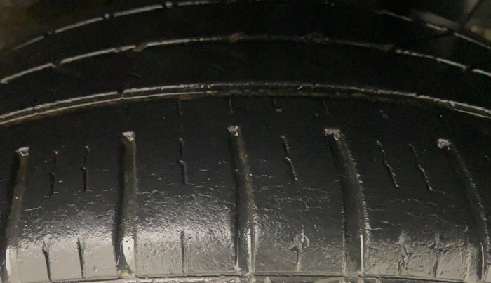 2014 Hyundai Xcent SX 1.2, Petrol, Manual, 34,576 km, Left Rear Tyre Tread