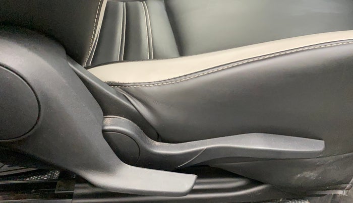 2021 Maruti Swift VXI, Petrol, Manual, 29,015 km, Driver Side Adjustment Panel