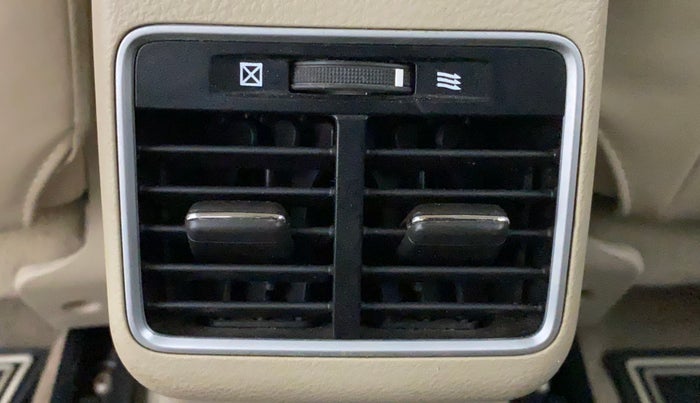 2016 Maruti Ciaz ZXI+, Petrol, Manual, 44,593 km, Rear AC Vents