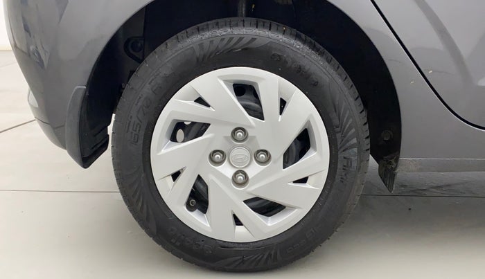 2023 Hyundai GRAND I10 NIOS MAGNA 1.2 KAPPA VTVT, Petrol, Manual, 4,523 km, Right Rear Wheel