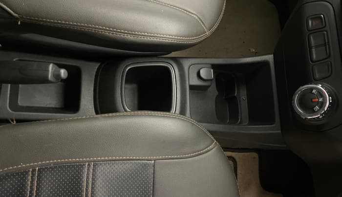 2017 Renault Kwid RXL 1.0 AMT, Petrol, Automatic, 56,496 km, Gear Lever