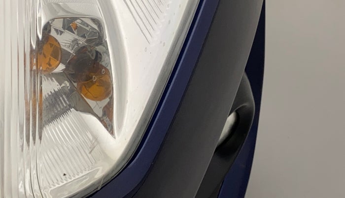 2018 Maruti Swift ZXI AMT, Petrol, Automatic, 66,779 km, Left headlight - Minor scratches