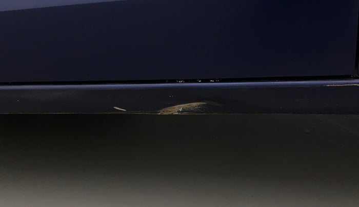 2018 Maruti Swift ZXI AMT, Petrol, Automatic, 66,779 km, Left running board - Slightly dented