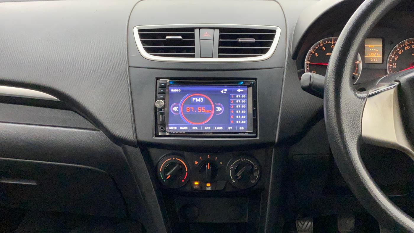 2014 Maruti Swift VXI, Petrol, Manual, 1,13,920 km, Air Conditioner